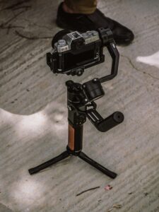 camera support setup for filmmakers using tripod and gimbal